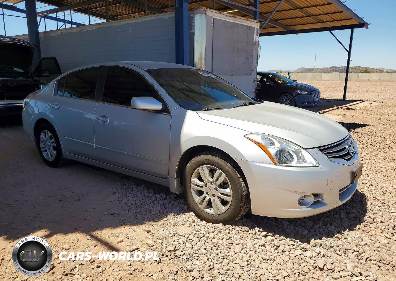 2012 Nissan Altima 2.5 VIN:1N4AL2AP2CN402070 - 4