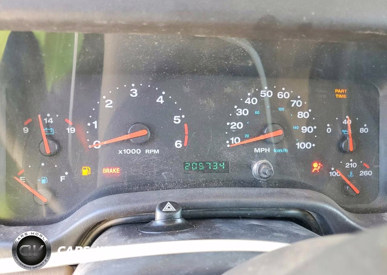 2002 Jeep Wrangler - Tj Sahara VIN:1J4FA59S12P768194 - 9