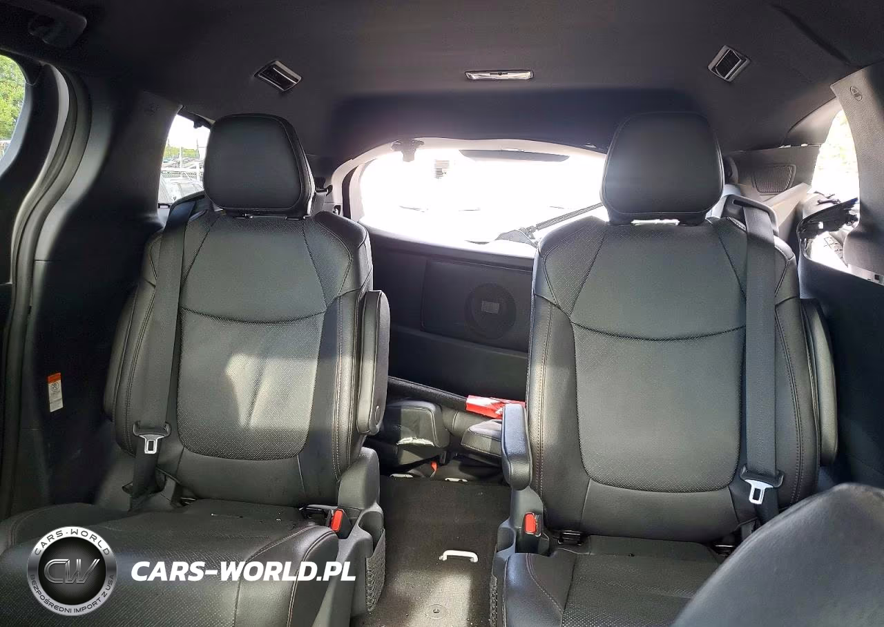 2025 Toyota Sienna Limited 7-Passenger VIN:5TDZSKFC5SS179764 - 10