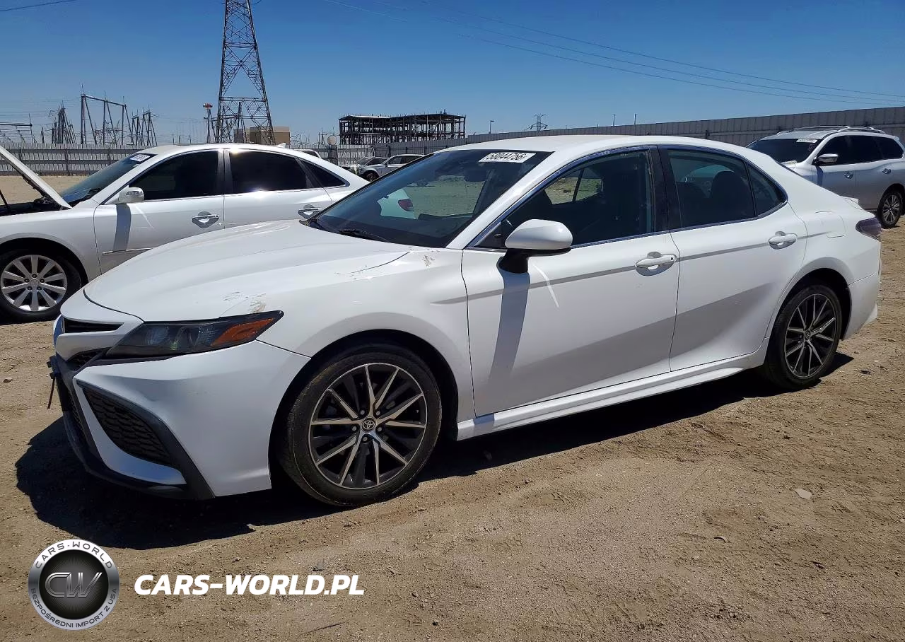 2021 Toyota Camry Se – zdjęcie 1 z 12