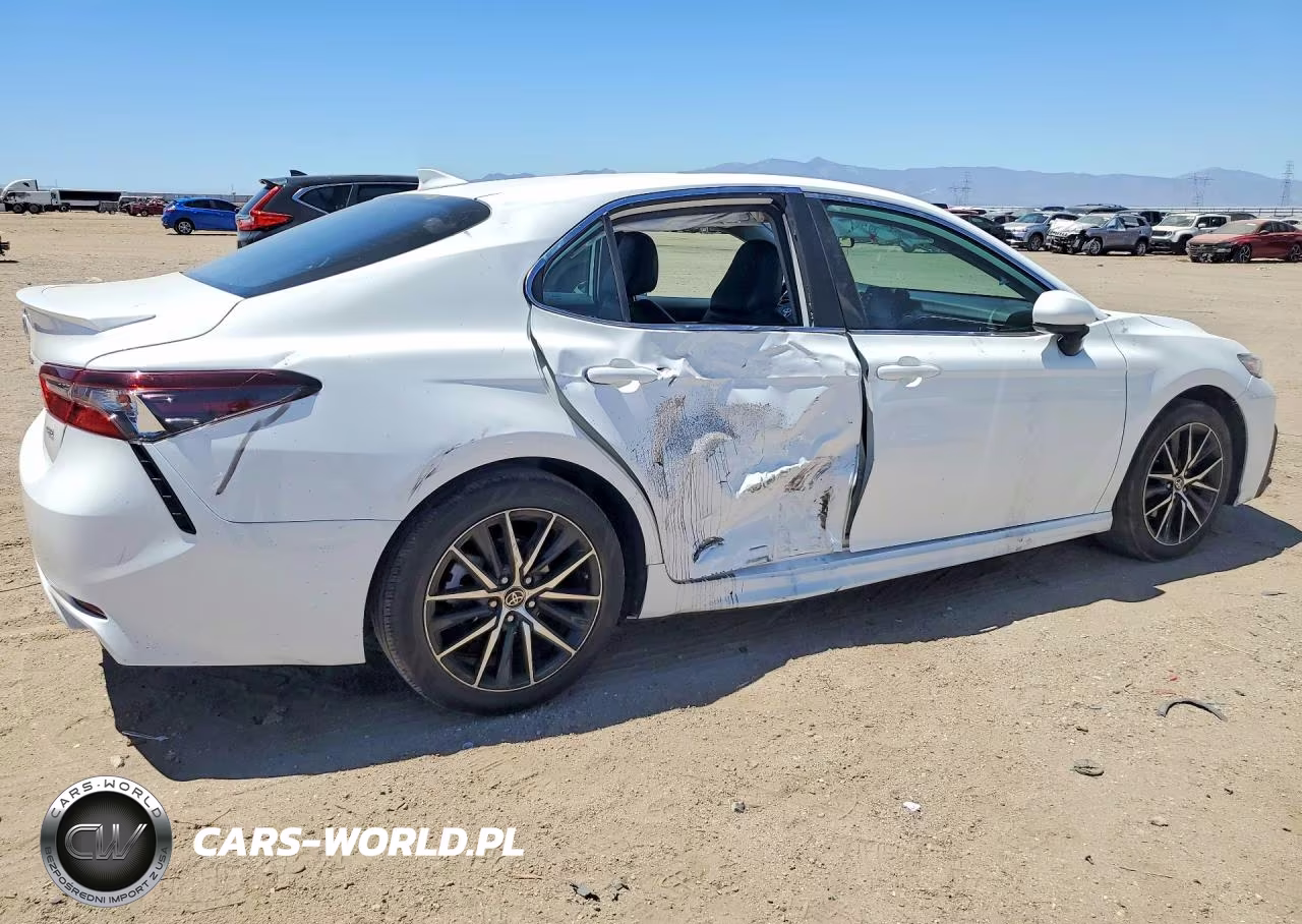 2021 Toyota Camry Se VIN:4T1G11AK2MU444296 - 3