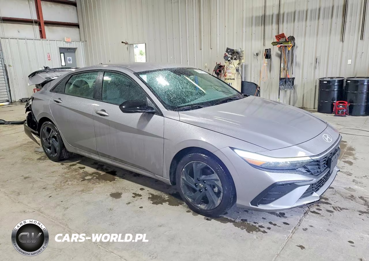 2026 Hyundai Elantra Sel Sport VIN:KMHLM4DG7TU110522 - 4