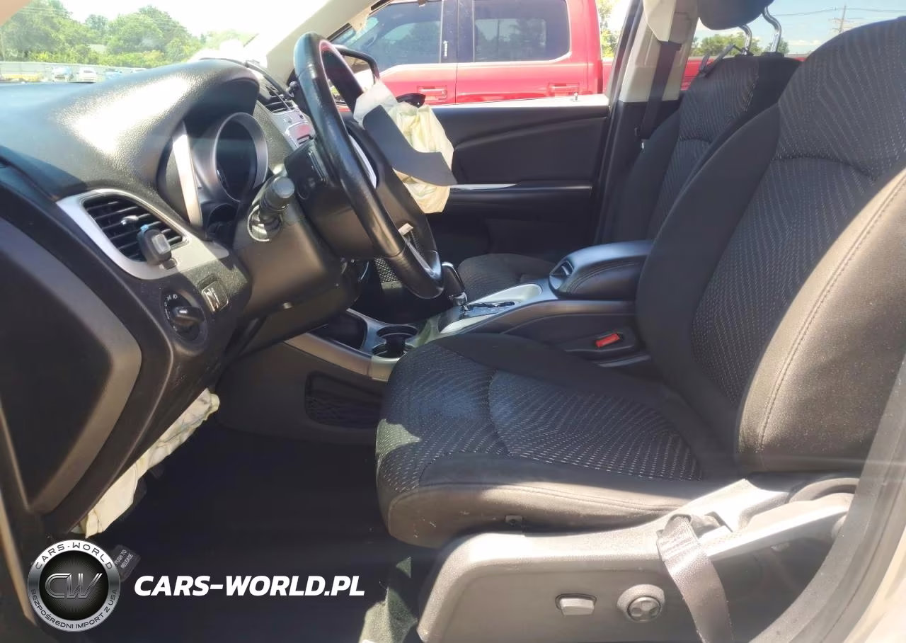 2020 Dodge Journey Se VIN:3C4PDCABXLT271823 - 7