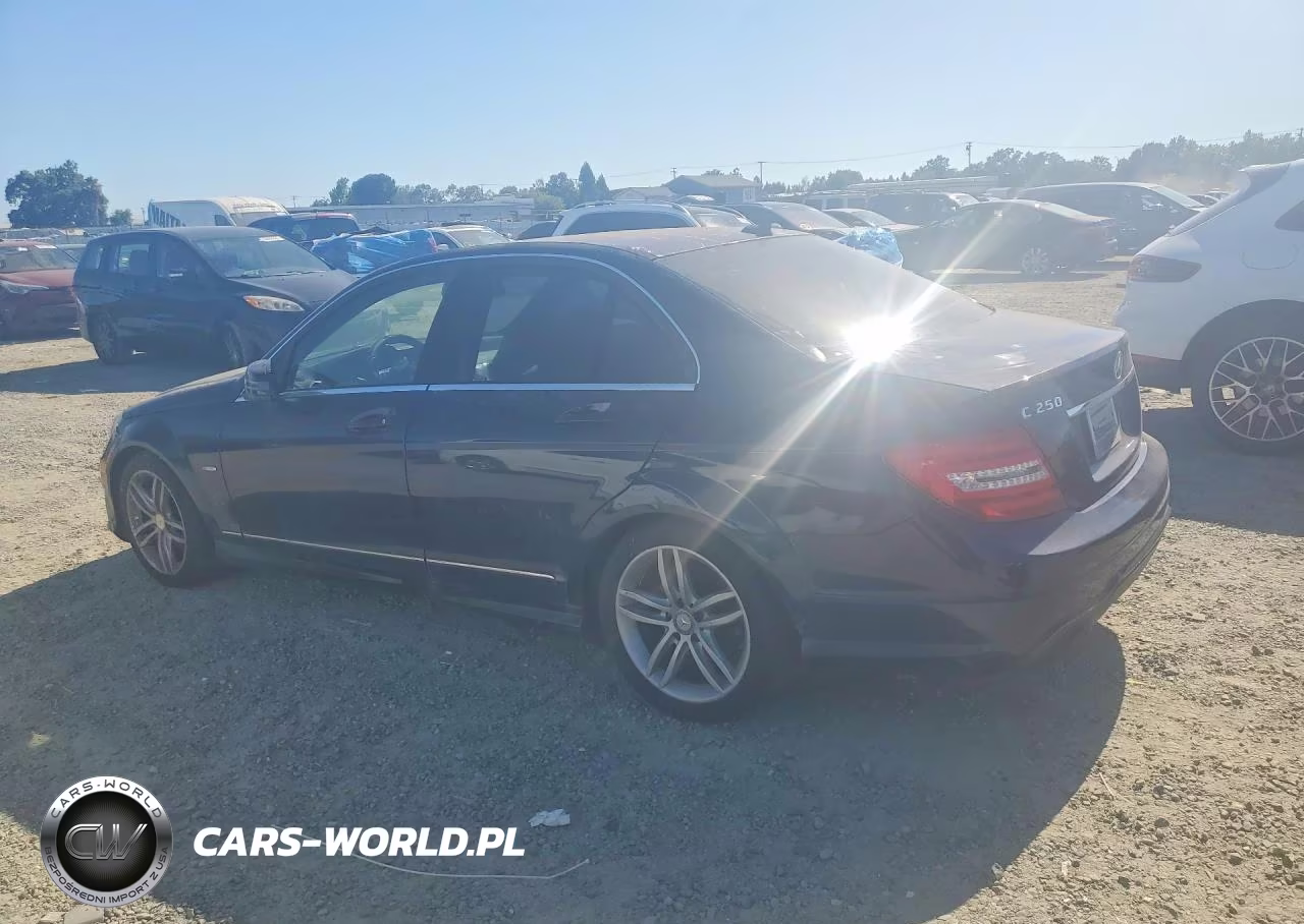 2012 Mercedes-Benz C 250 VIN:WDDGF4HB2CA615826 - 2