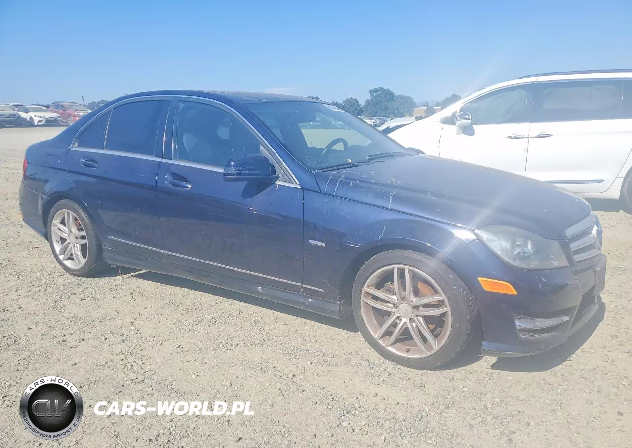 2012 Mercedes-Benz C 250 VIN:WDDGF4HB2CA615826 - 4