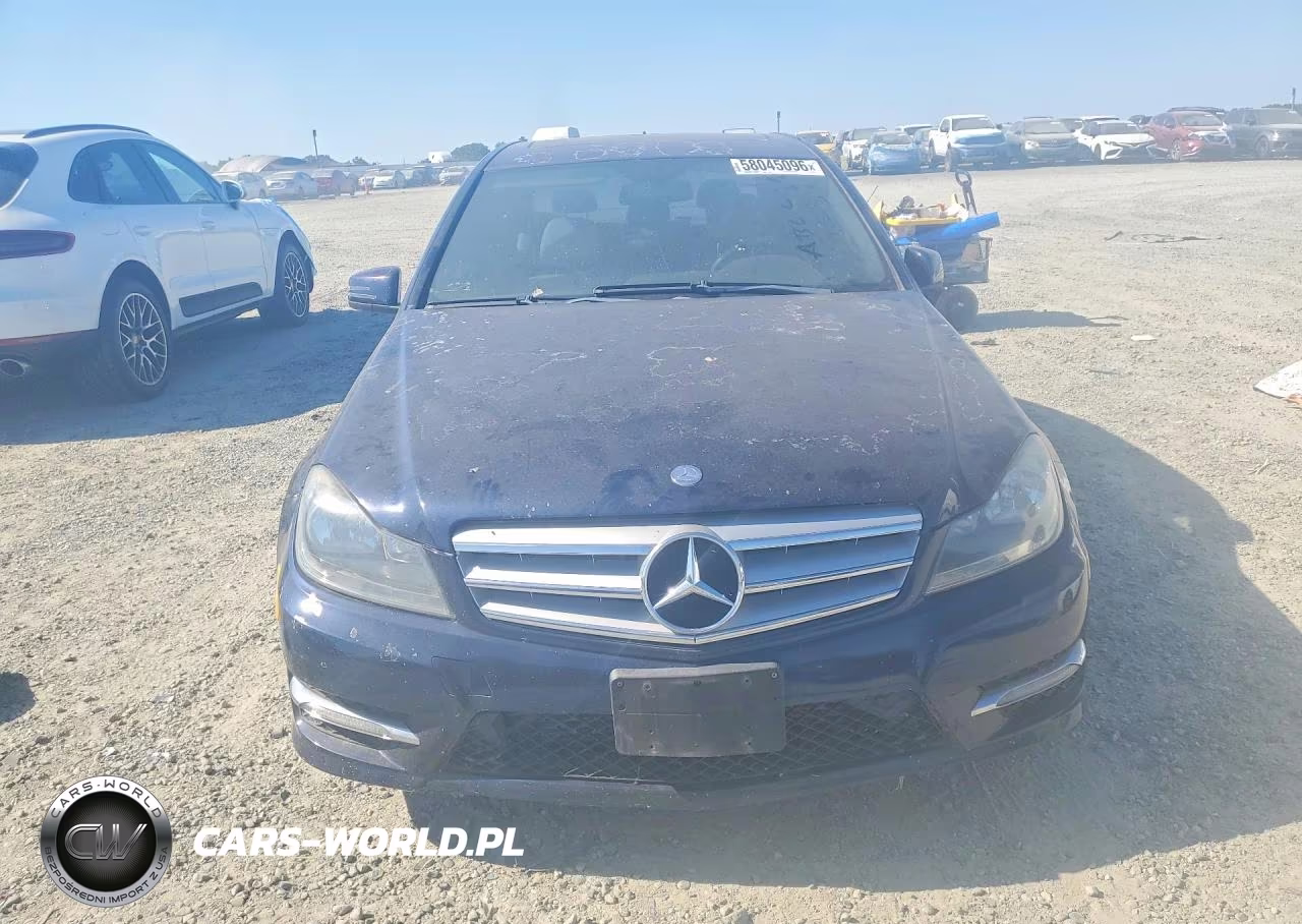 2012 Mercedes-Benz C 250 VIN:WDDGF4HB2CA615826 - 5