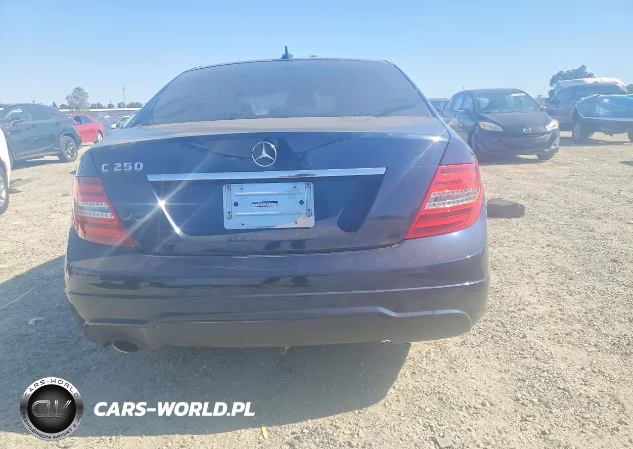 2012 Mercedes-Benz C 250 VIN:WDDGF4HB2CA615826 - 6