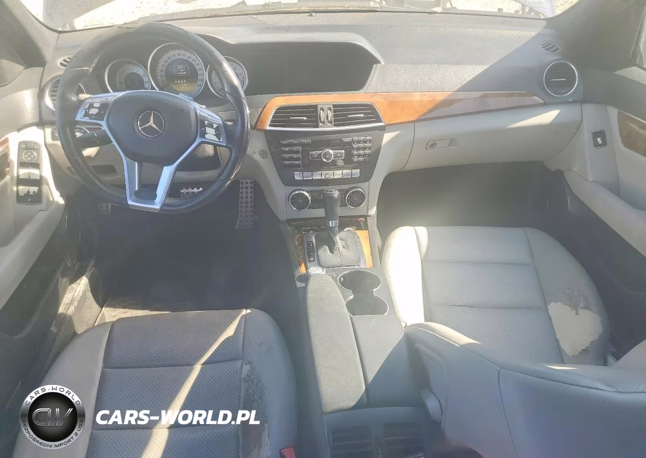 2012 Mercedes-Benz C 250 VIN:WDDGF4HB2CA615826 - 8