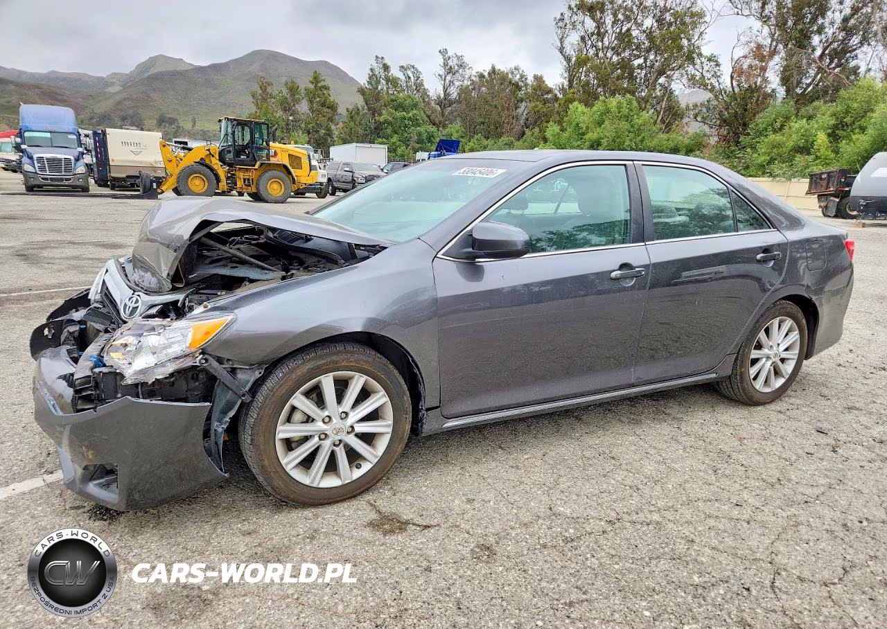 2012 Toyota Camry Xle – zdjęcie 1 z 12