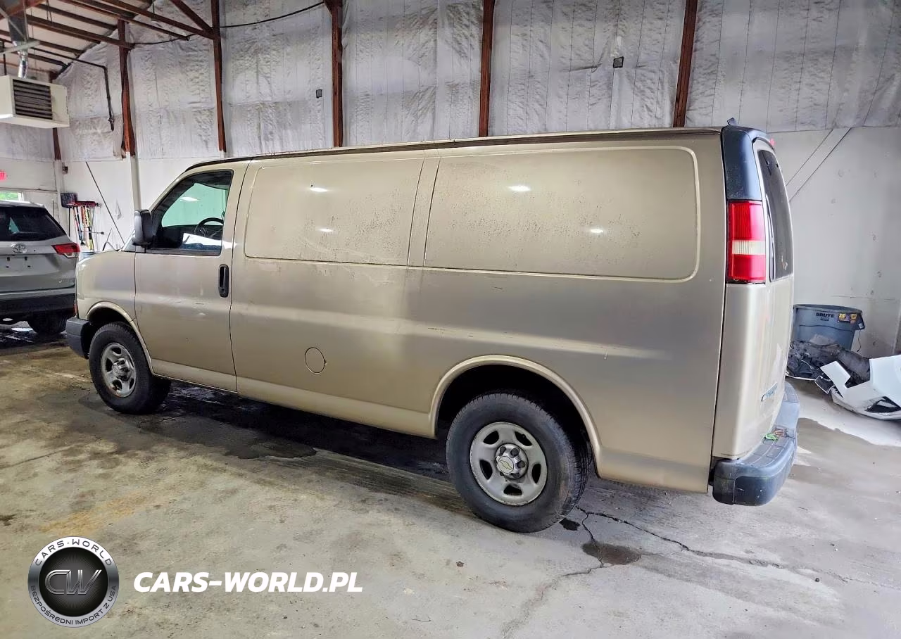 2007 Chevrolet Express G1500 VIN:1GCFG15X871185727 - 2