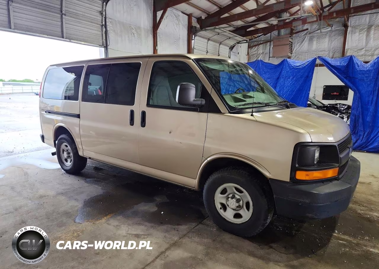 2007 Chevrolet Express G1500 VIN:1GCFG15X871185727 - 4