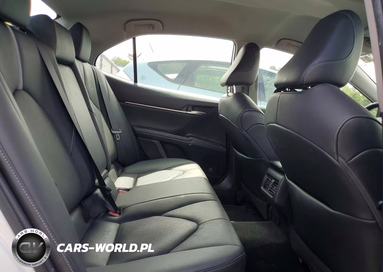 2021 Toyota Camry Xse VIN:4T1K61BK3MU047223 - 10