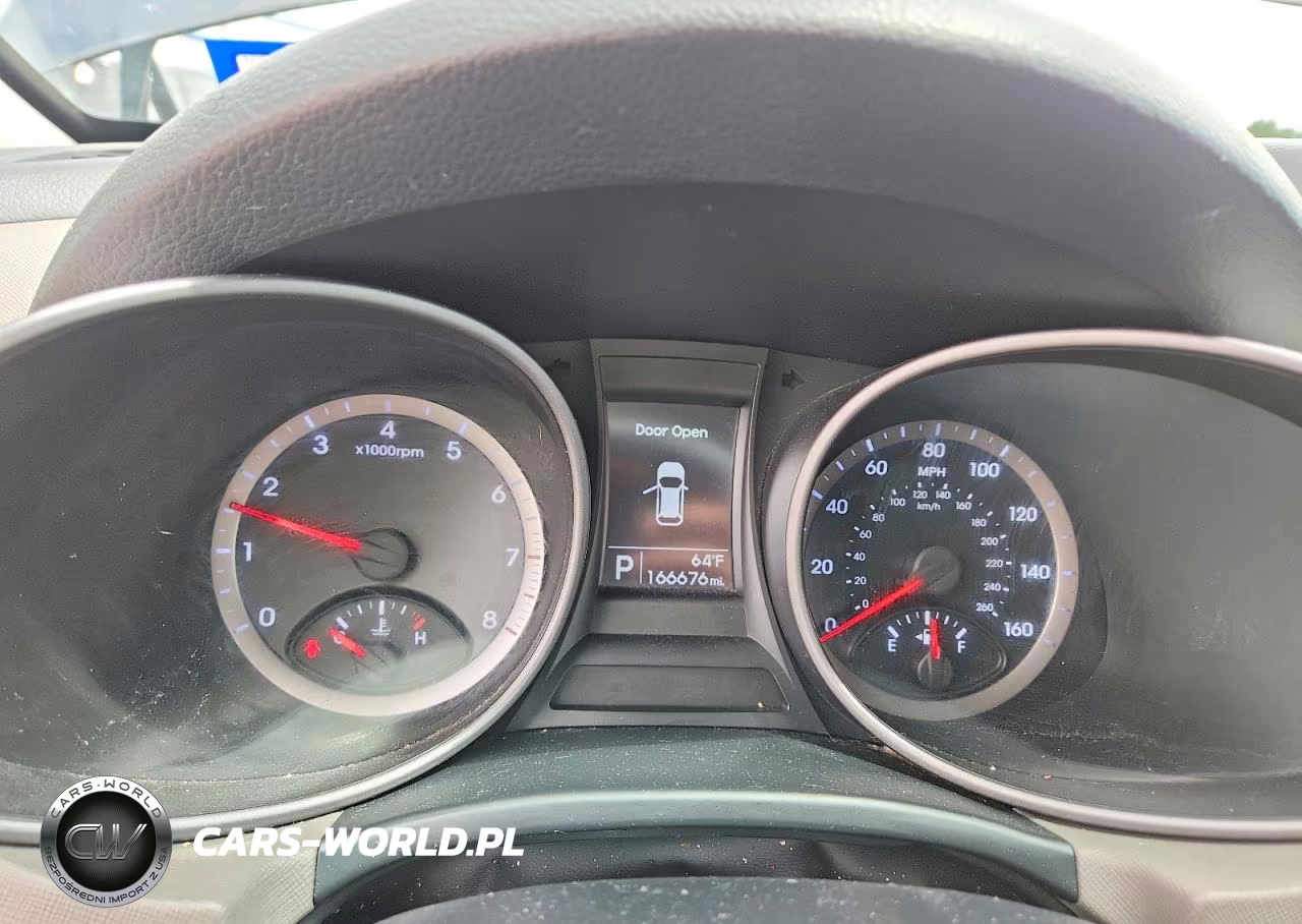 2015 Hyundai Santa Fe Sport 2.4L VIN:5XYZU3LB3FG299822 - 9