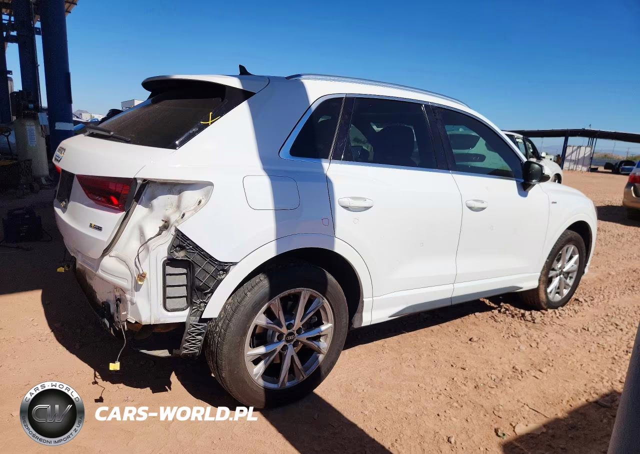 2023 Audi Q3 Premium S Line 45 VIN:WA1DECF34P1135678 - 3