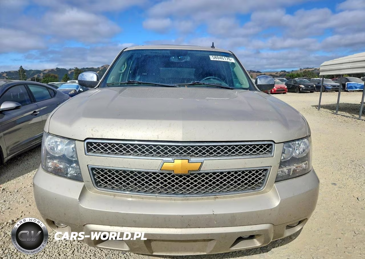 2013 Chevrolet Suburban K1500 Lt VIN:1GNSKJE79DR132648 - 5