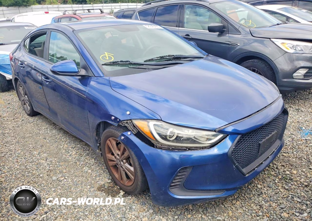 2017 Hyundai Elantra Se VIN:5NPD84LF2HH116879 - 4