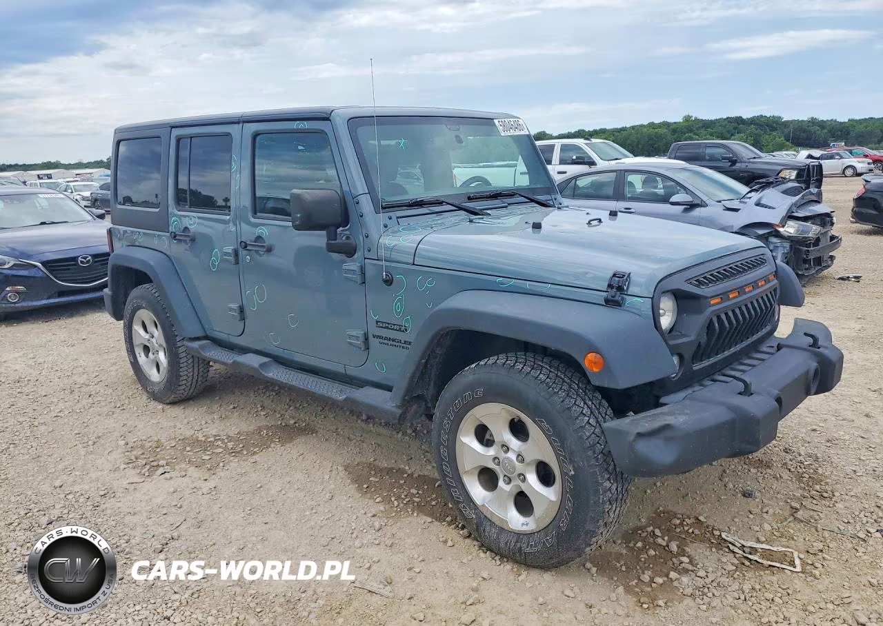 2015 Jeep Wrangler Unlimited Sport VIN:1C4BJWDG0FL519962 - 4