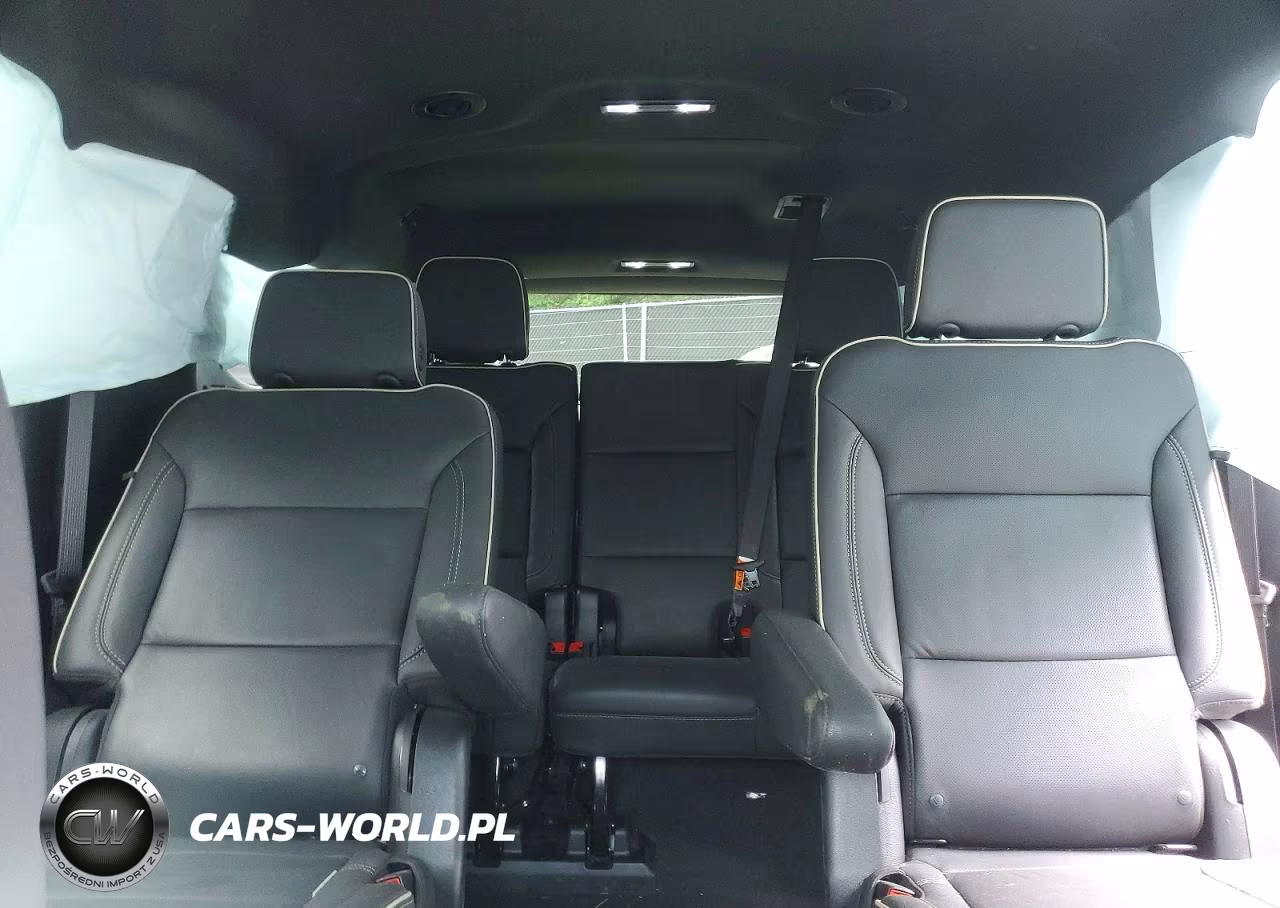 2025 Chevrolet Suburban K1500 Premier VIN:1GNS6FRD2SR248482 - 10