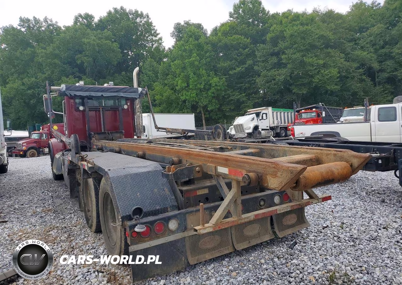 2012 Peterbilt 367 Roll-Off Container Truck VIN:1NPTL70X0CD143093 - 2