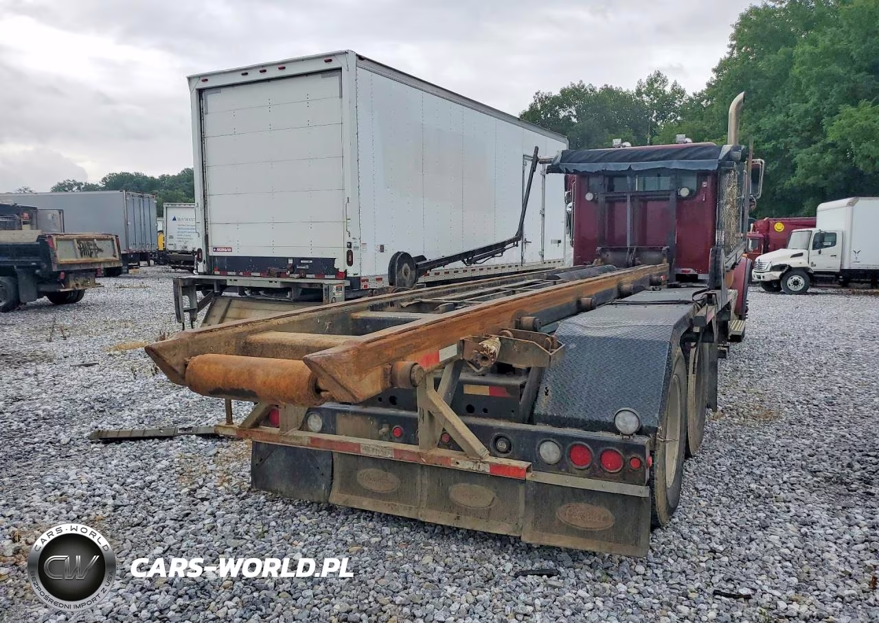2012 Peterbilt 367 Roll-Off Container Truck VIN:1NPTL70X0CD143093 - 3