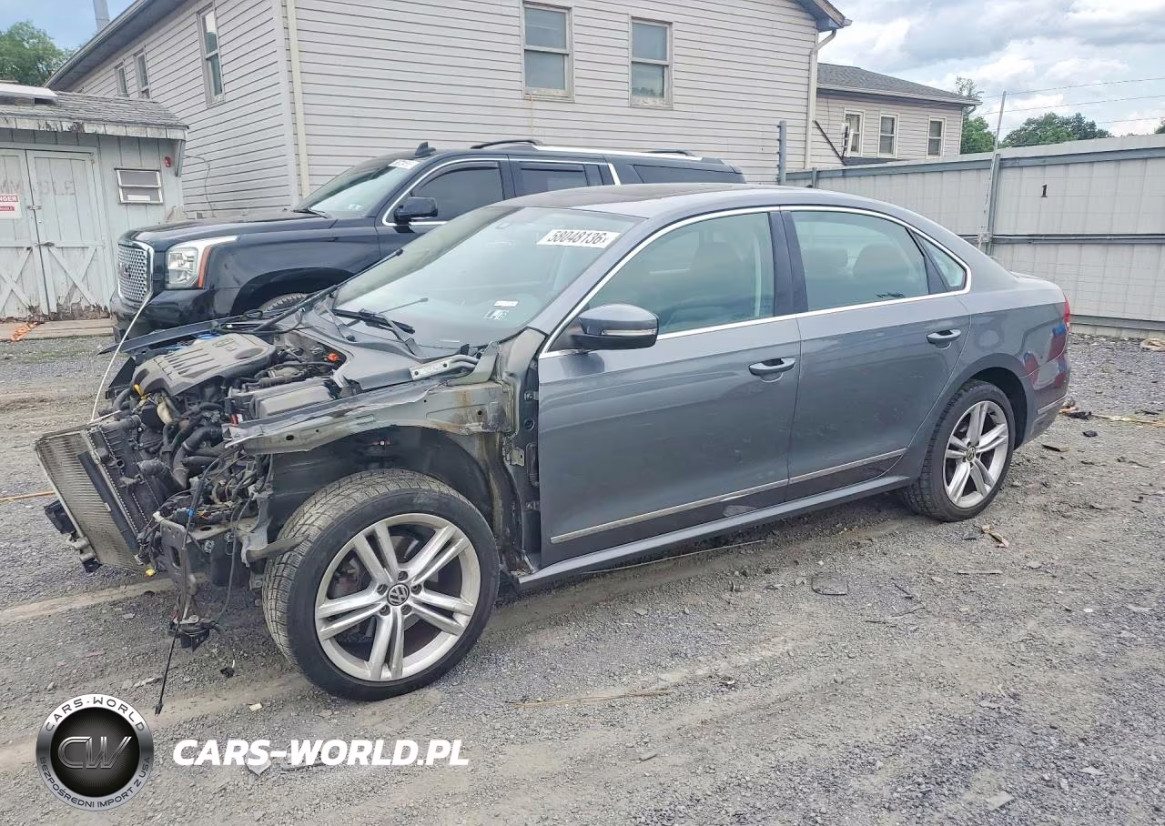 2014 Volkswagen Passat Sel – zdjęcie 1 z 12