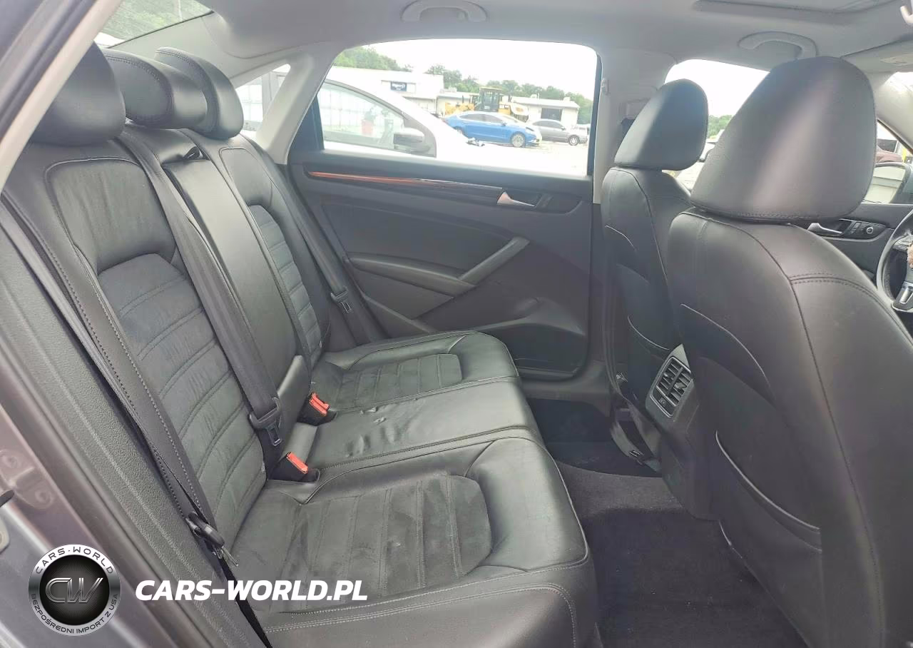 2014 Volkswagen Passat Sel VIN:1VWCN7A3XEC089255 - 10