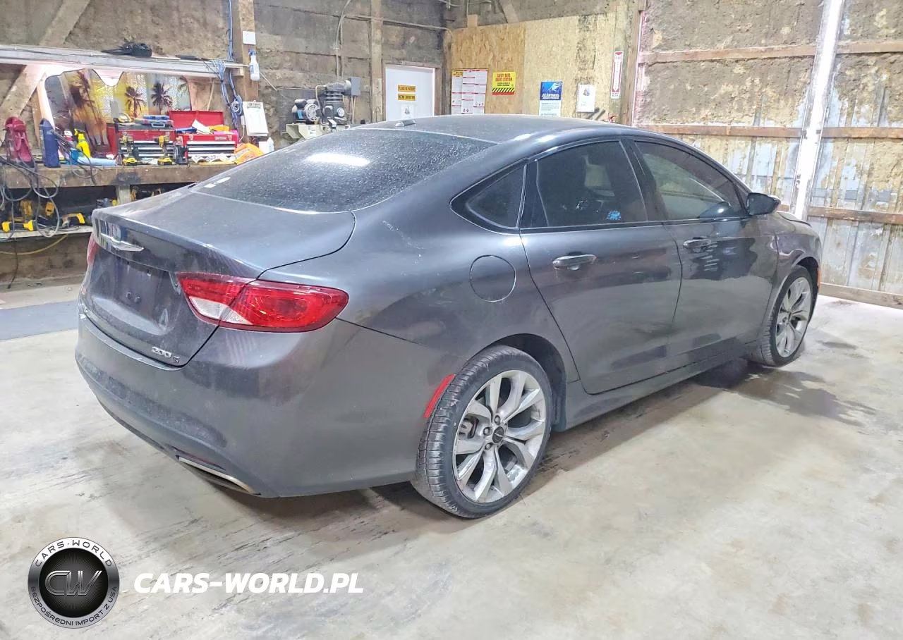 2016 Chrysler 200 S VIN:1C3CCCDG3GN158475 - 3