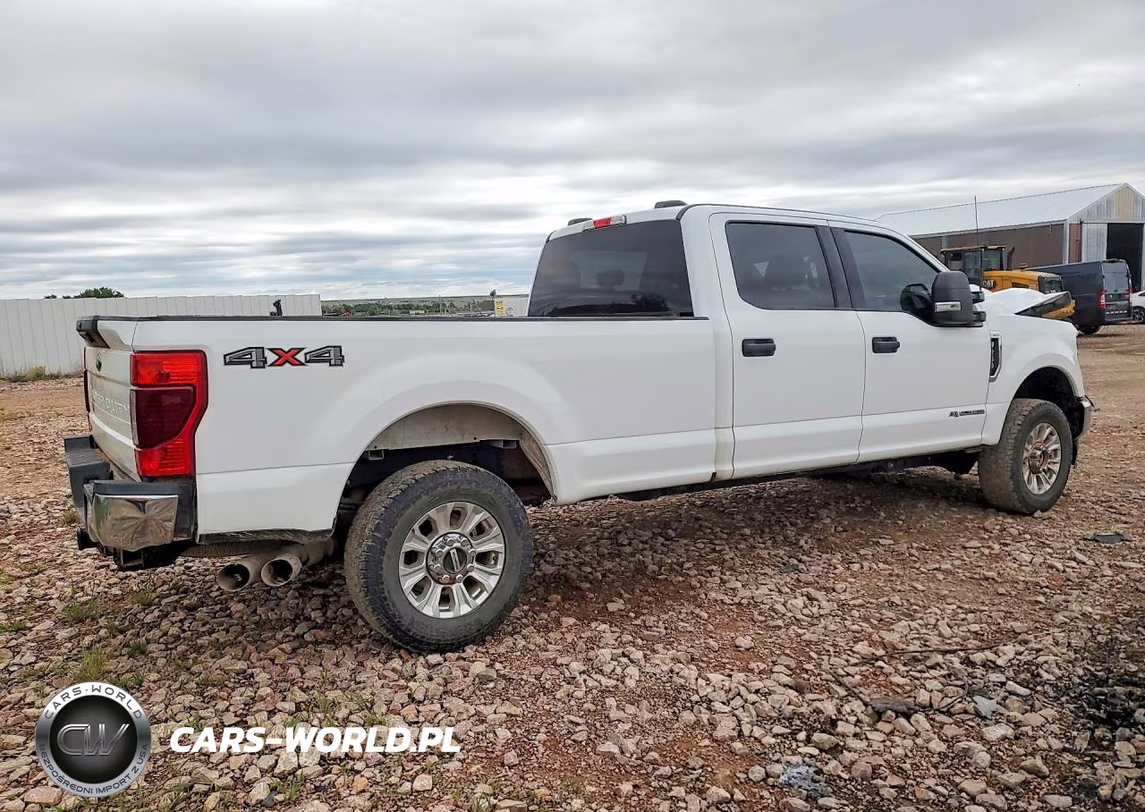 2022 Ford F250 Super Duty VIN:1FT7W2BT0NEF60613 - 3