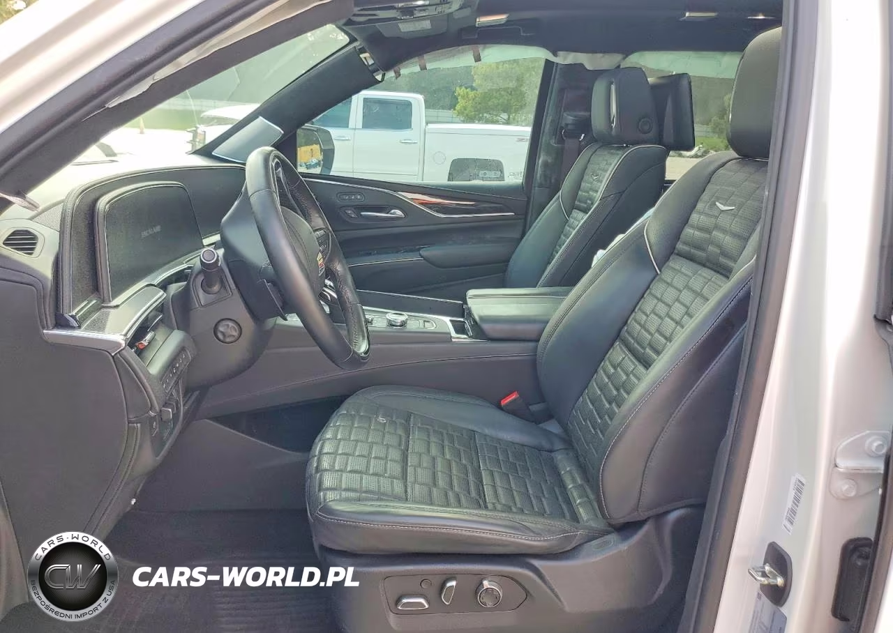 2023 Cadillac Escalade Sport Platinum VIN:1GYS4GKL4PR227737 - 7