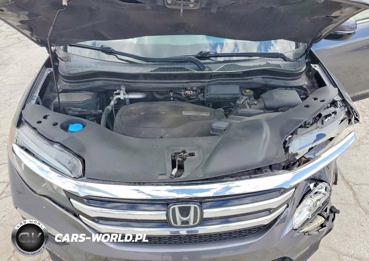 2016 Honda Pilot Touring VIN:5FNYF6H93GB090845 - 12