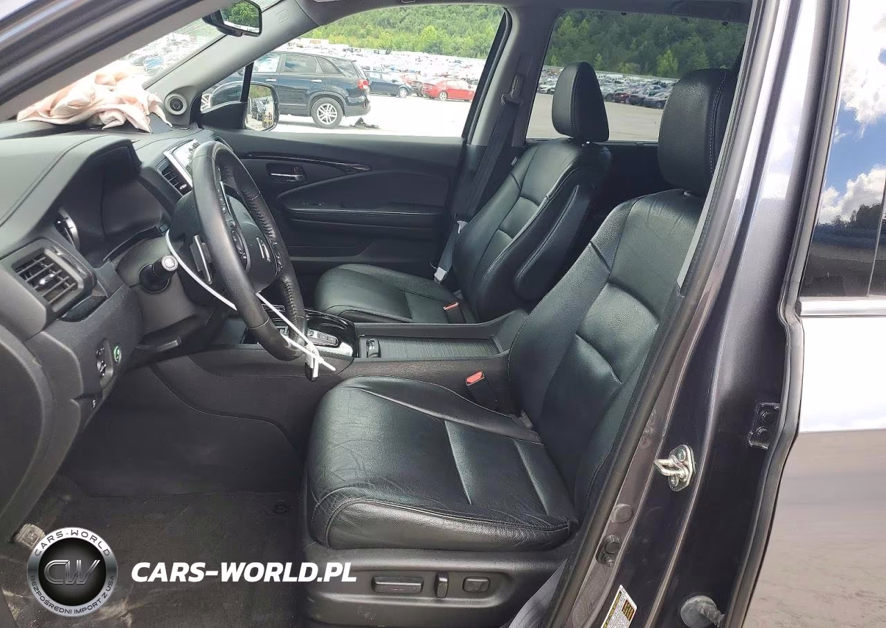 2016 Honda Pilot Touring VIN:5FNYF6H93GB090845 - 7