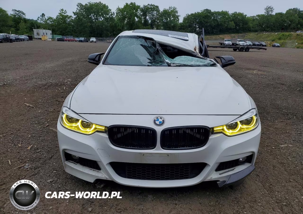 2018 BMW 330 Xi VIN:WBA8D9G50JNU69894 - 5