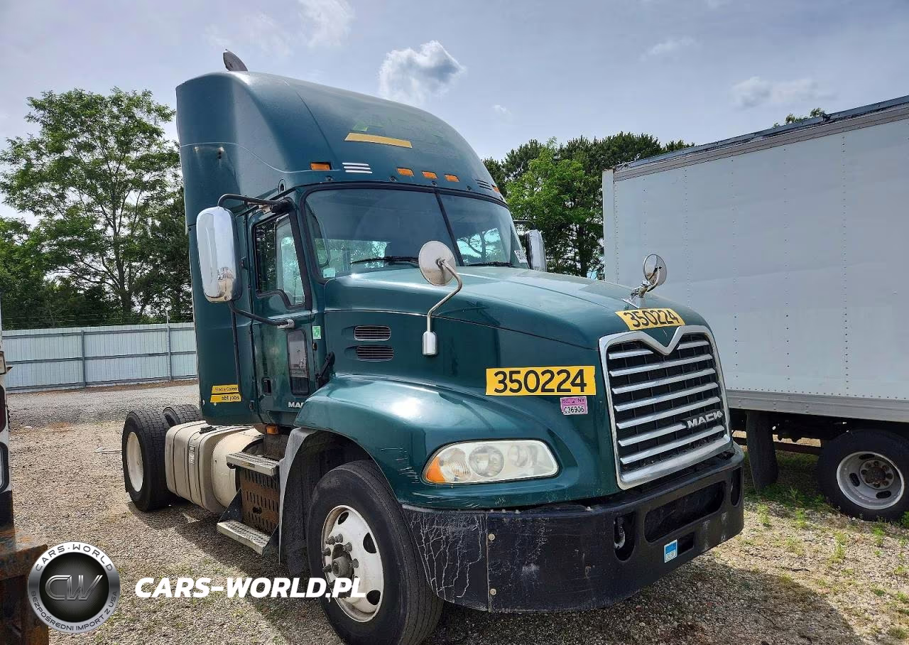 2016 Mack 600 Cxu600 - Semi Truck