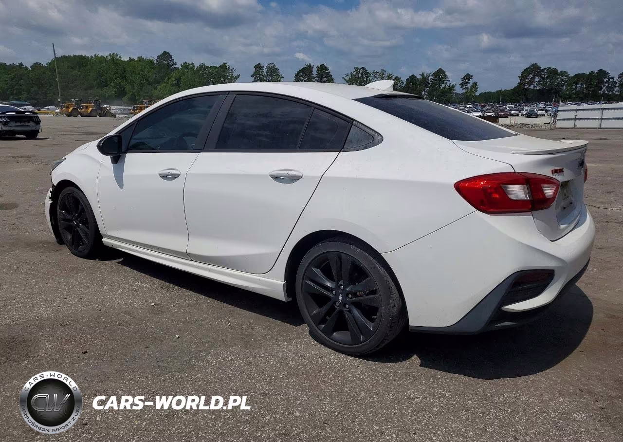 2018 Chevrolet Cruze Lt VIN:1G1BE5SM5J7126315 - 2