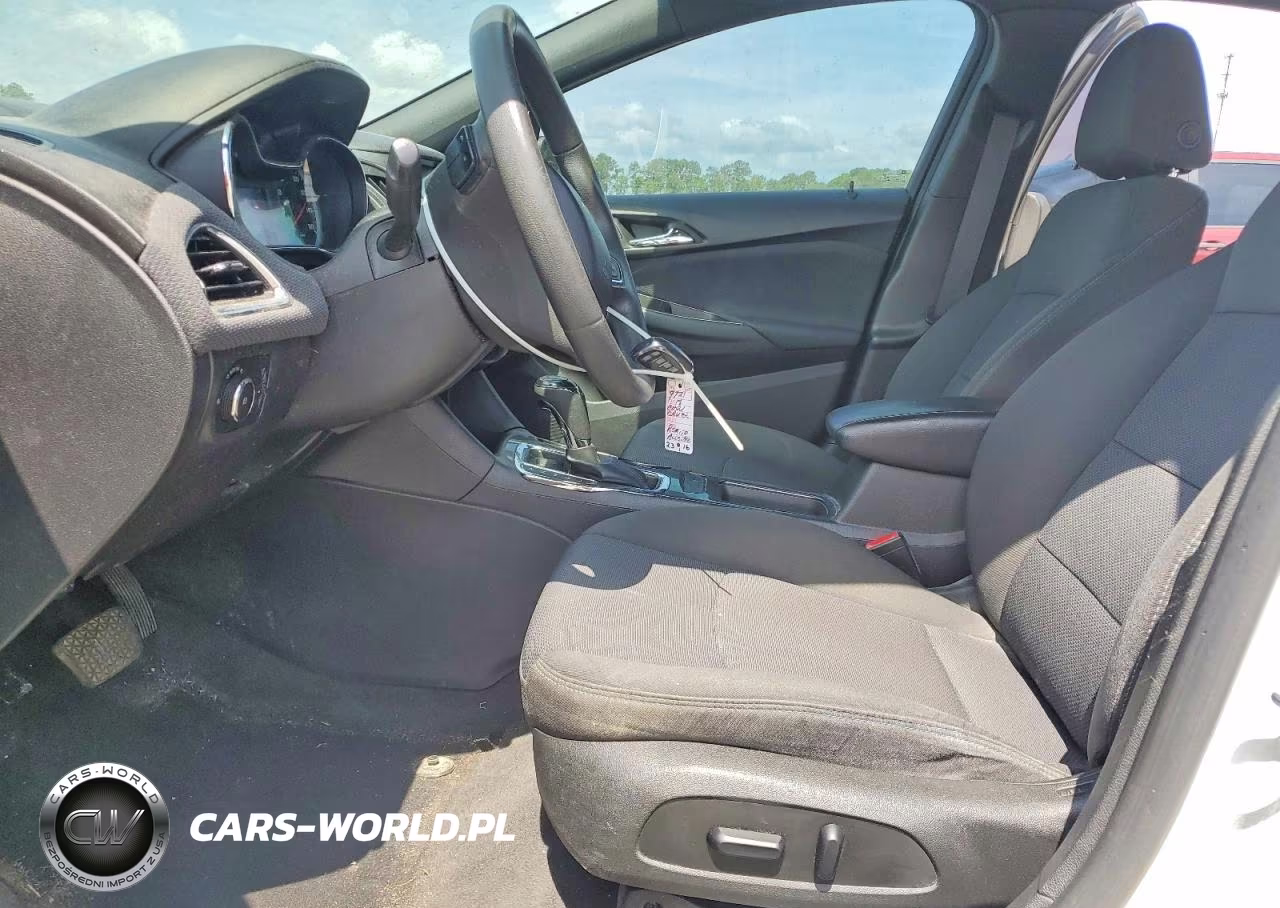 2018 Chevrolet Cruze Lt VIN:1G1BE5SM5J7126315 - 7