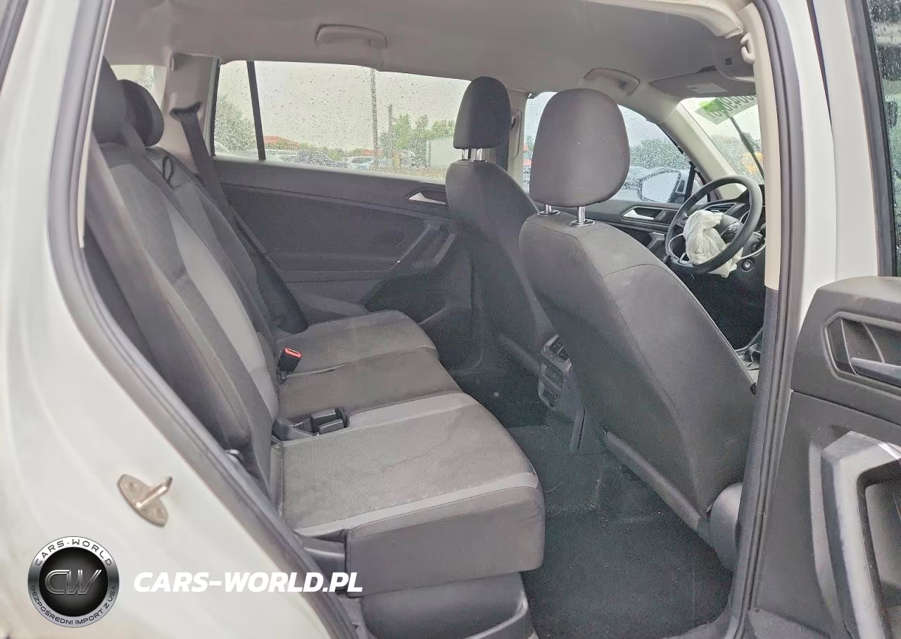2020 Volkswagen Tiguan S VIN:3VV0B7AX3LM117301 - 11