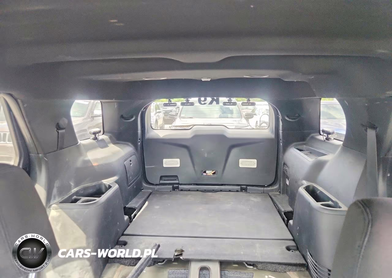 2018 Ford Explorer Police Interceptor VIN:1FM5K8AR4JGC17714 - 10