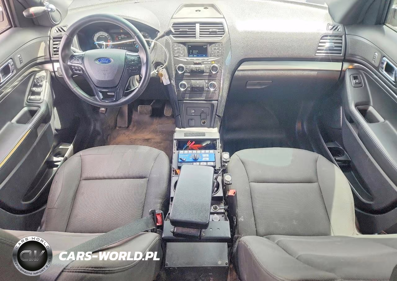 2018 Ford Explorer Police Interceptor VIN:1FM5K8AR4JGC17714 - 8