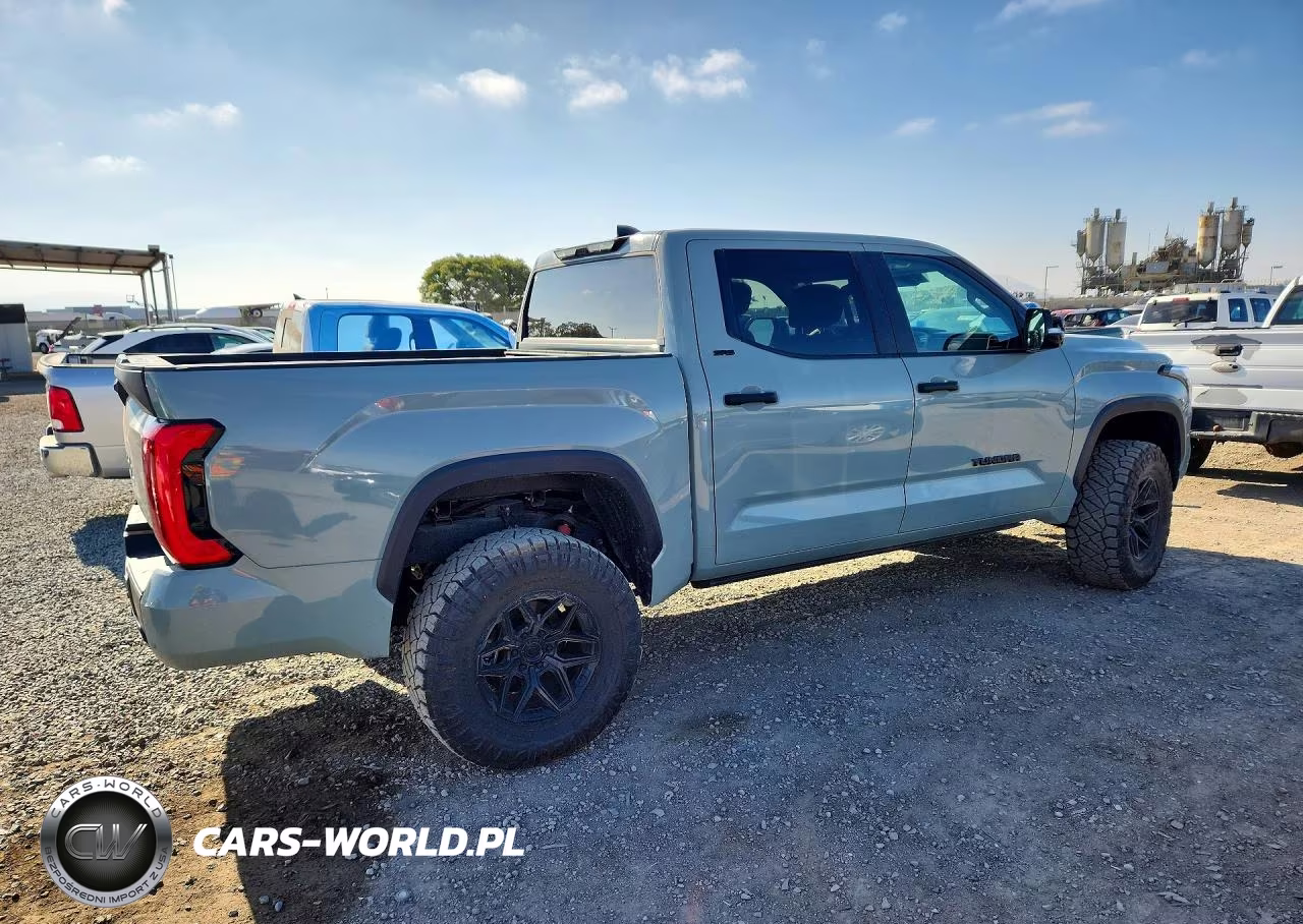 2024 Toyota Tundra Sr5 VIN:5TFLA5DB2RX204712 - 3