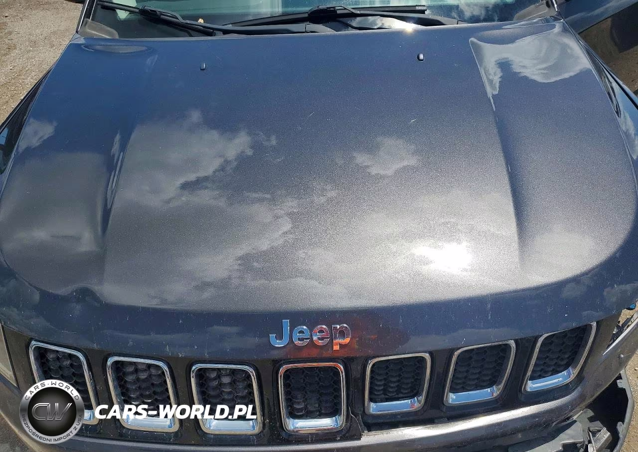 2018 Jeep Compass Latitude VIN:3C4NJDBB1JT199511 - 12