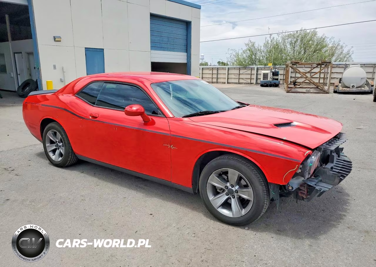 2015 Dodge Challenger Sxt VIN:2C3CDZAG8FH839680 - 4