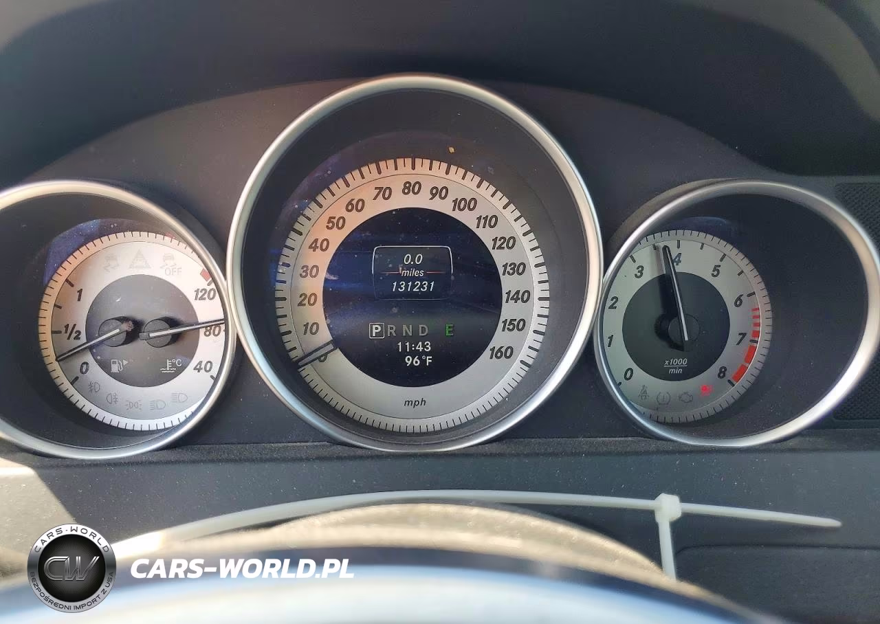2014 Mercedes-Benz C 300 4Matic VIN:WDDGF8AB3EA920692 - 9