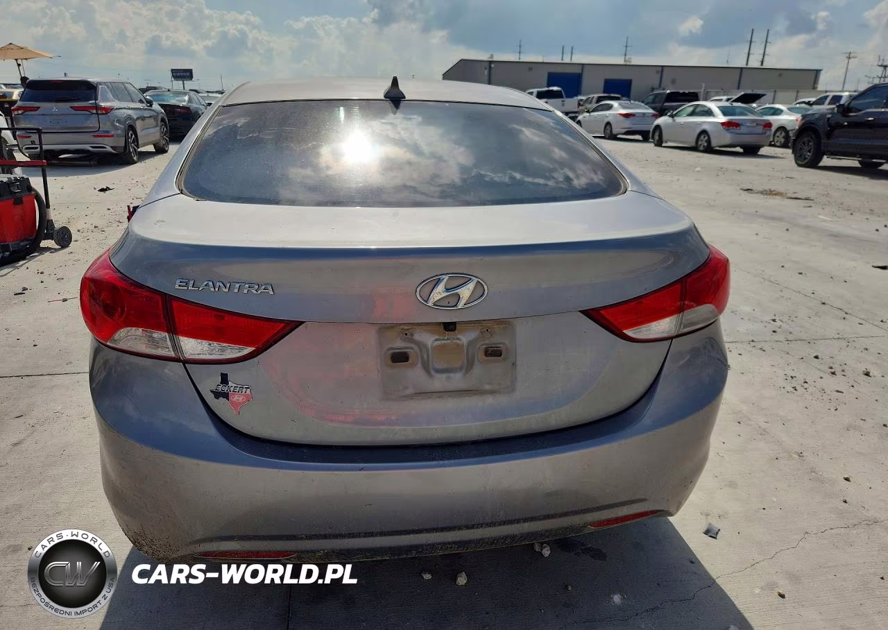 2013 Hyundai Elantra Gls VIN:KMHDH4AE4DU736381 - 6
