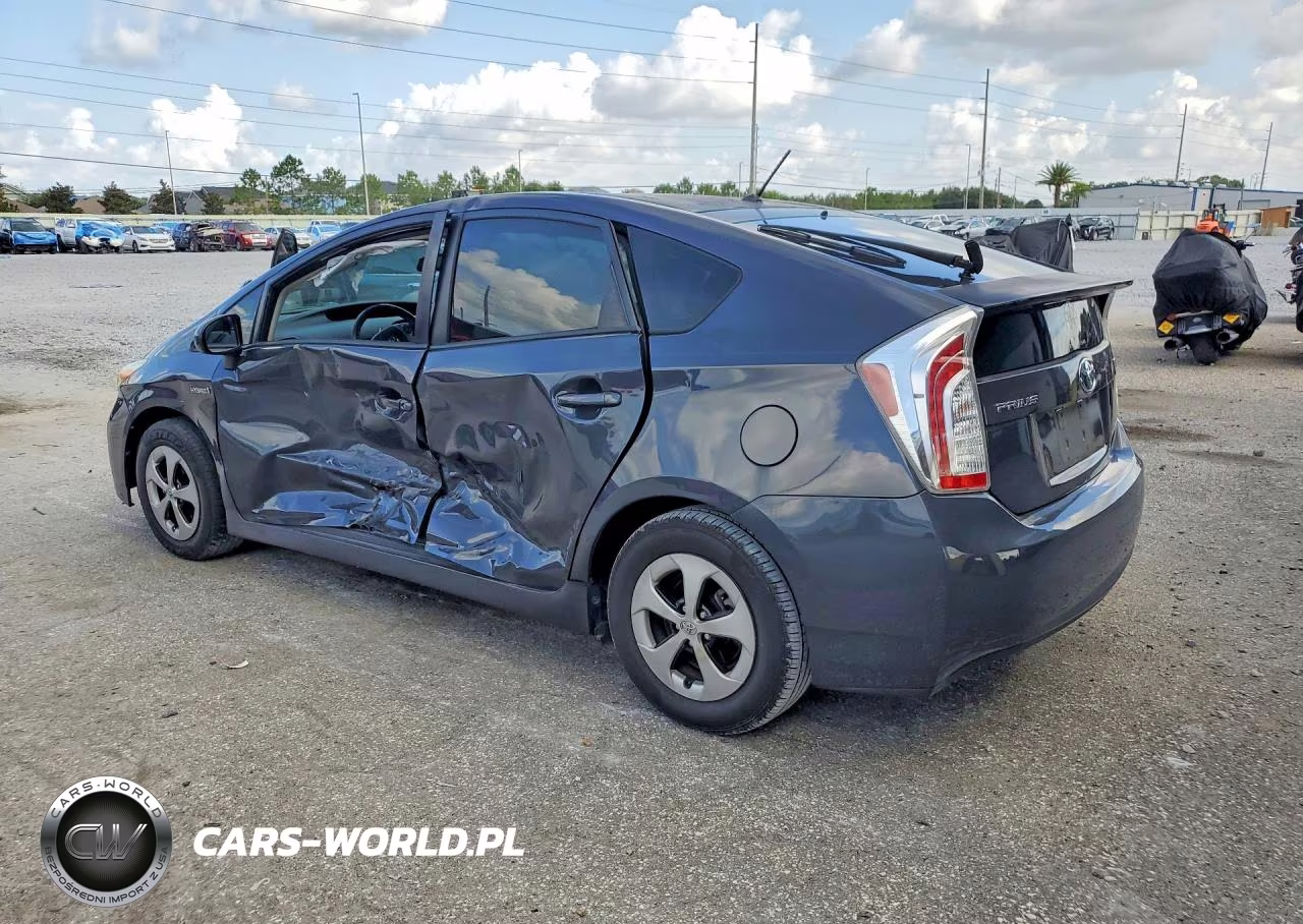 2013 Toyota Prius Two VIN:JTDKN3DU6D5621891 - 2