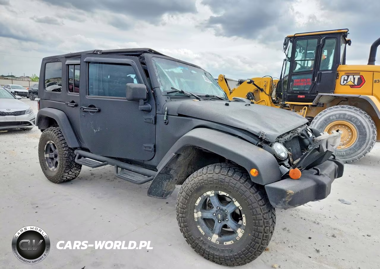 2008 Jeep Wrangler Unlimited Sahara VIN:1J4GA59178L622622 - 4