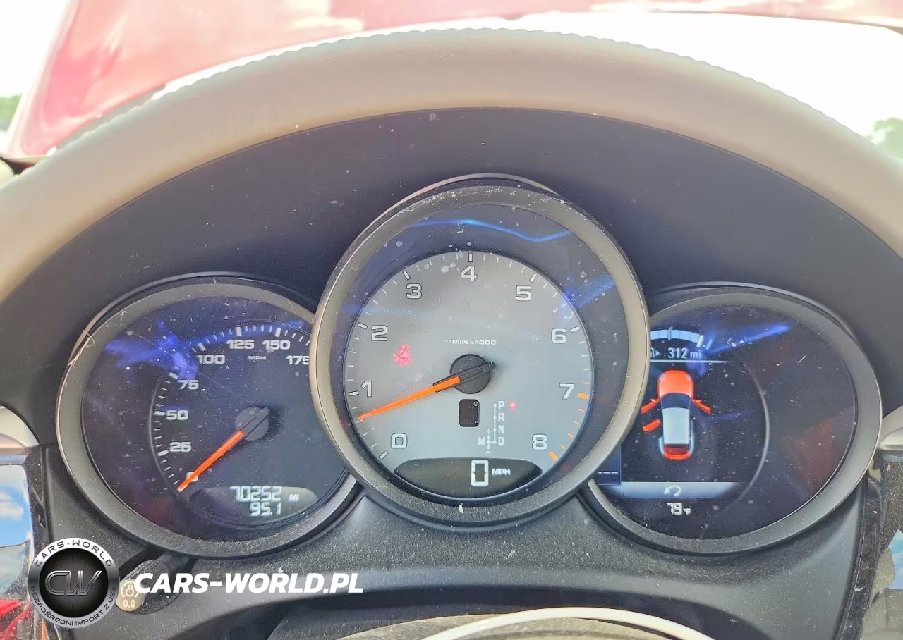 2018 Porsche Macan S VIN:WP1AB2A55JLB36899 - 9