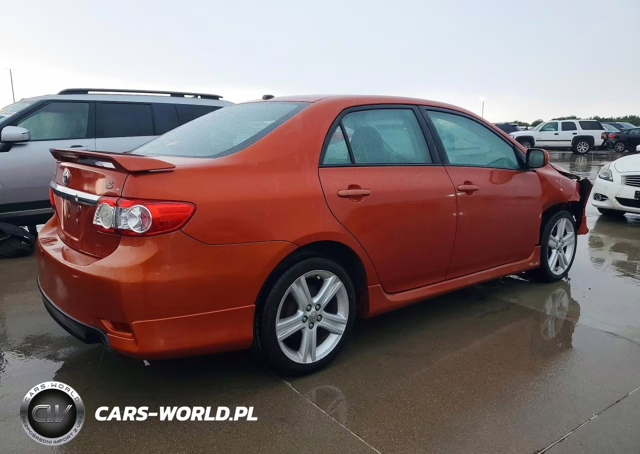 2013 Toyota Corolla S Special Edition VIN:2T1BU4EE4DC074445 - 3