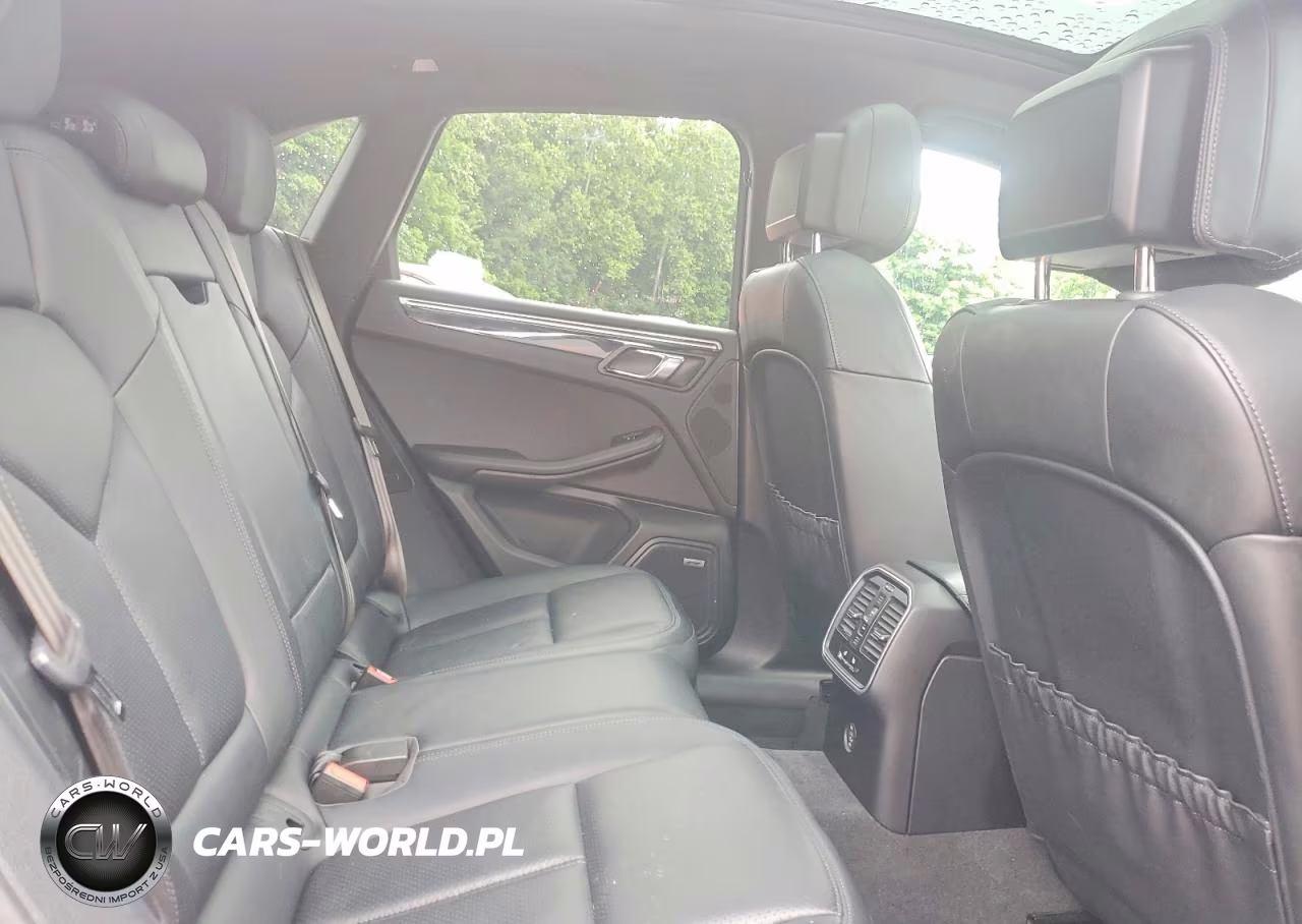 2018 Porsche Macan VIN:WP1AA2A50JLB20337 - 11