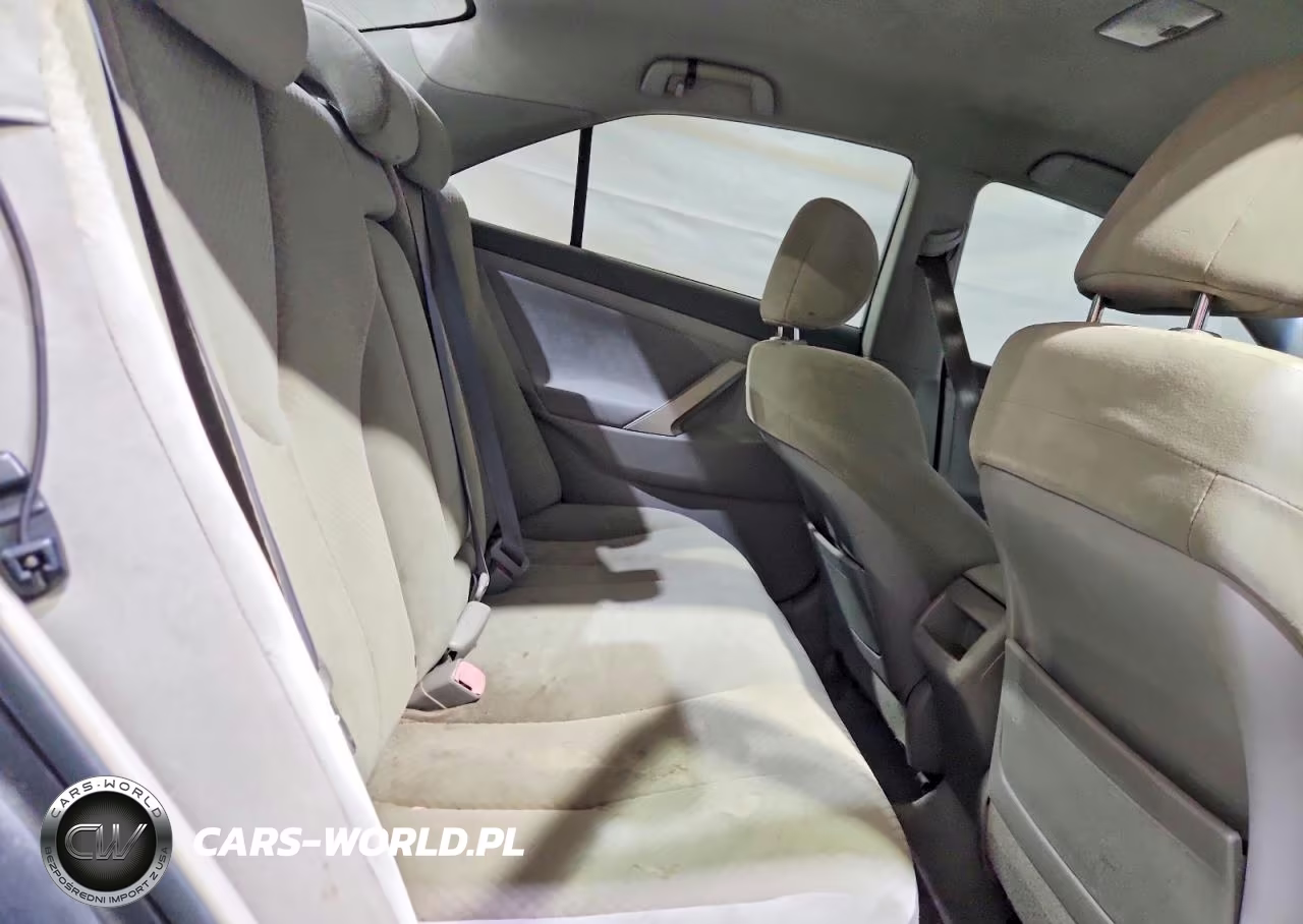 2007 Toyota Camry Le VIN:4T1BE46KX7U110773 - 10