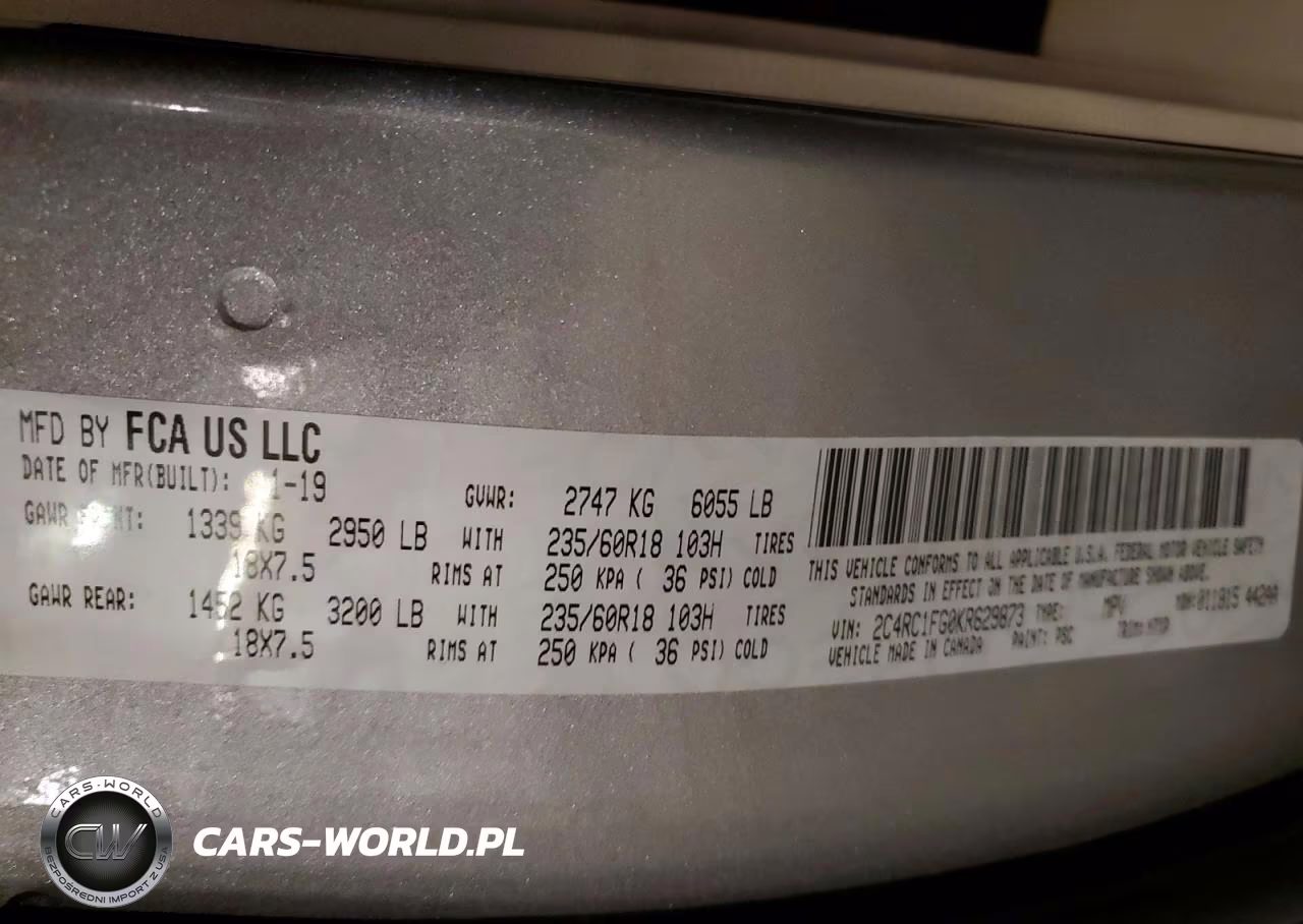 2019 Chrysler Pacifica Touring Plus VIN:2C4RC1FG0KR629873 - 13